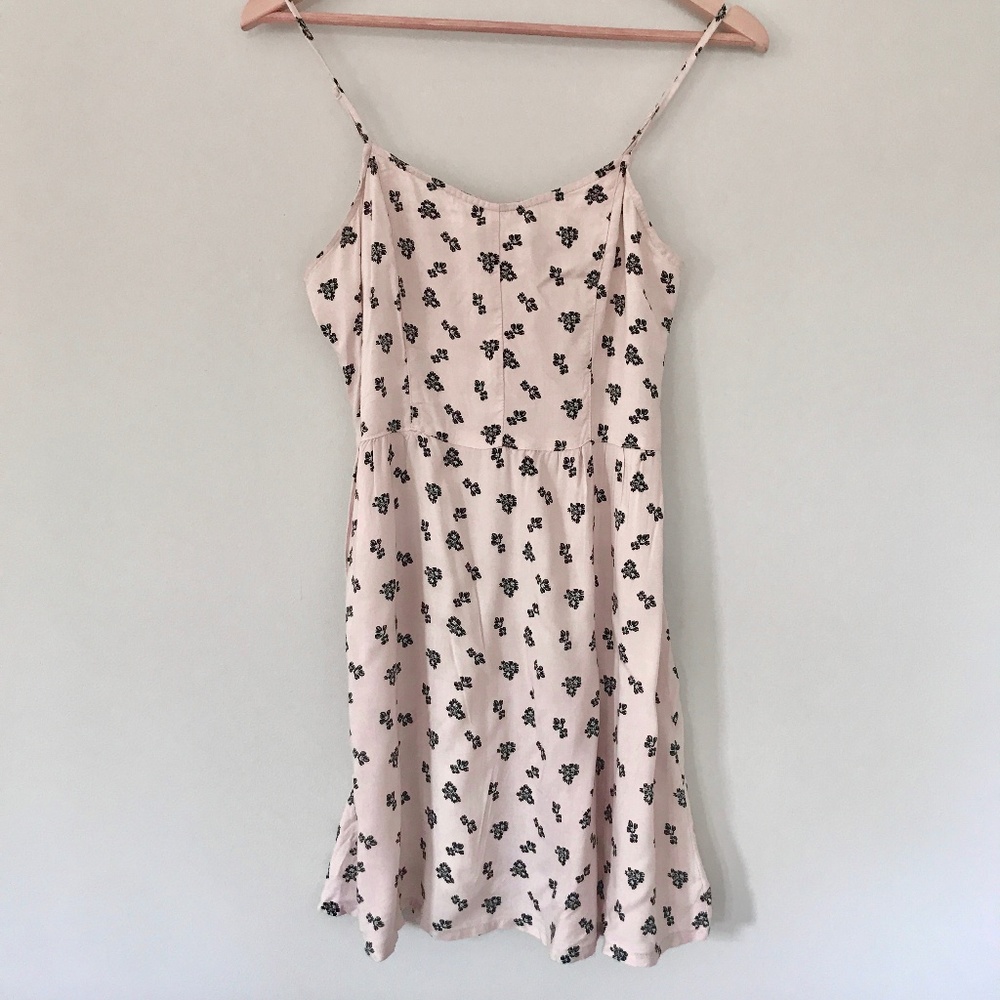 Light Pink Summer Dress with Flower Detail